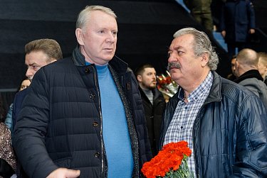 Оренбург простился с героями-летчиками